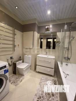 2-к квартира, вторичка, 67м2, 8/17 этаж