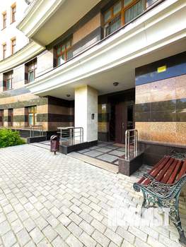 3-к квартира, вторичка, 110м2, 9/9 этаж