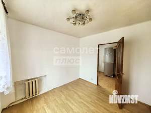 3-к квартира, вторичка, 60м2, 1/9 этаж