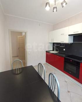 3-к квартира, вторичка, 70м2, 2/10 этаж