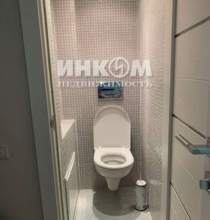 3-к квартира, вторичка, 71м2, 1/5 этаж