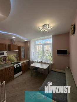 2-к квартира, вторичка, 68м2, 1/4 этаж