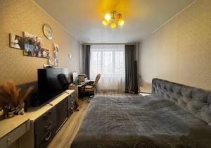 2-к квартира, вторичка, 68м2, 1/3 этаж