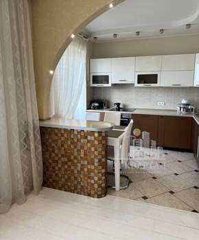 3-к квартира, вторичка, 81м2, 8/15 этаж