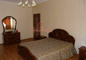 3-к квартира, вторичка, 96м2, 2/5 этаж