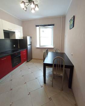3-к квартира, вторичка, 70м2, 2/10 этаж