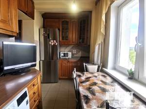 3-к квартира, вторичка, 72м2, 8/9 этаж