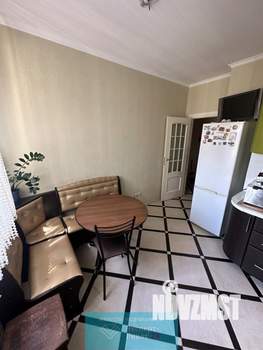 2-к квартира, вторичка, 65м2, 10/17 этаж