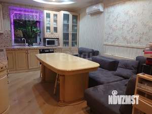 2-к квартира, вторичка, 64м2, 13/18 этаж